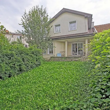 Willa Schuberta Villa *